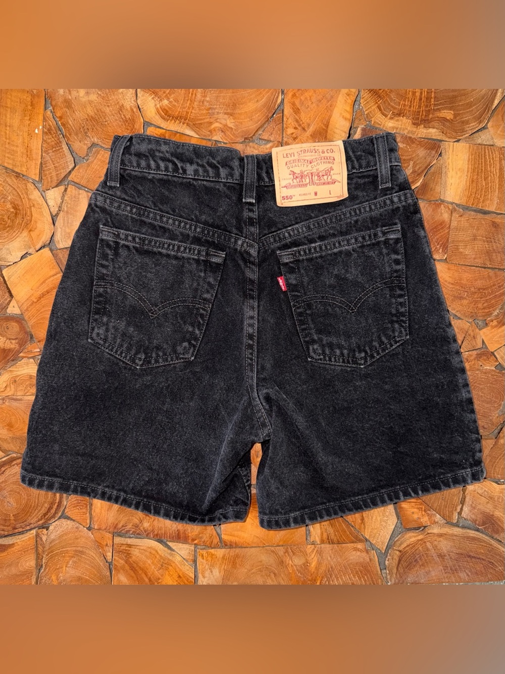 Vintage Levi's 550 Shorts dated ‘88-94 Relaxed Fit Denim Shorts Size 5 25 waist